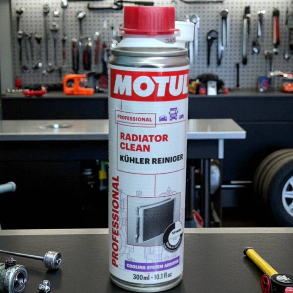 Motul Radiator Cleaner
